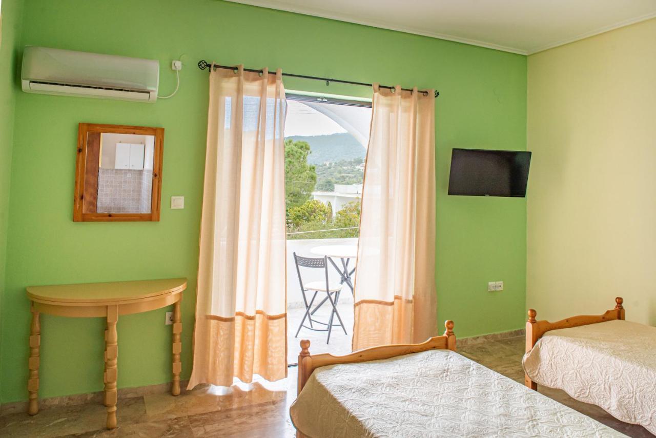 Aristotelis Apartments Vathí Esterno foto