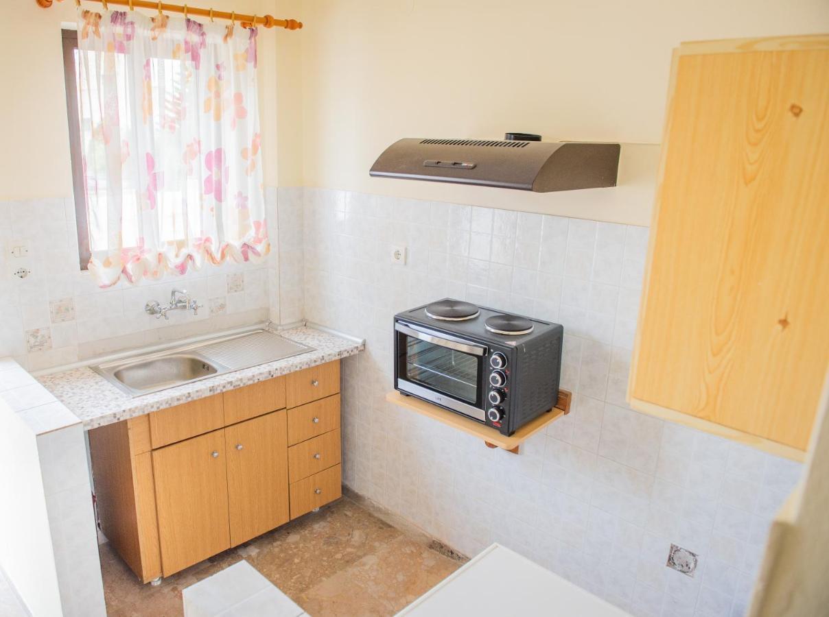 Aristotelis Apartments Vathí Esterno foto
